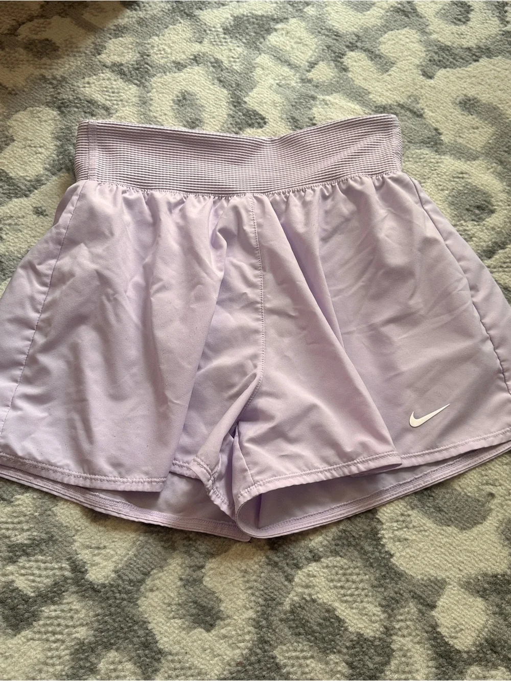 Nike Dri Fit Youth Large Girls Running Shorts Lilac Lavender Light Purple Built